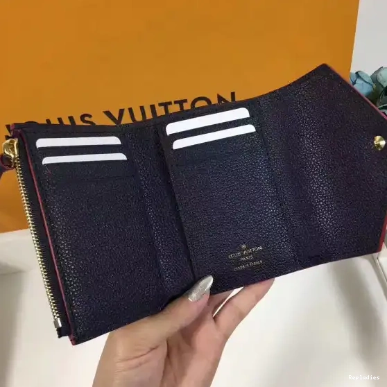 Repladies offers premium fake Louis bags at unbeatable prices. Our products are cheap because we focus on direct sales Louis Victorine wallet Vuitton 0404